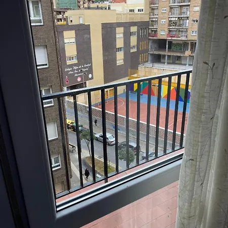Con Balcon Y Wifi Homestay