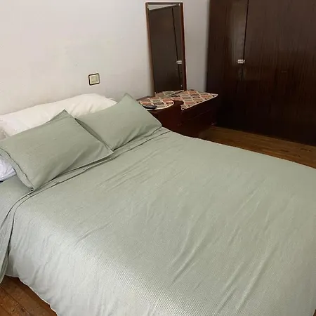 Con Balcon Y Wifi Homestay *